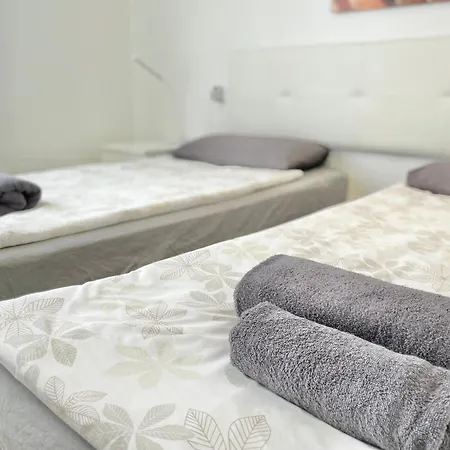 Family-friendly With Pool In The Heart Of