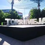 Family-friendly With Pool In The Heart Of Torrevieja