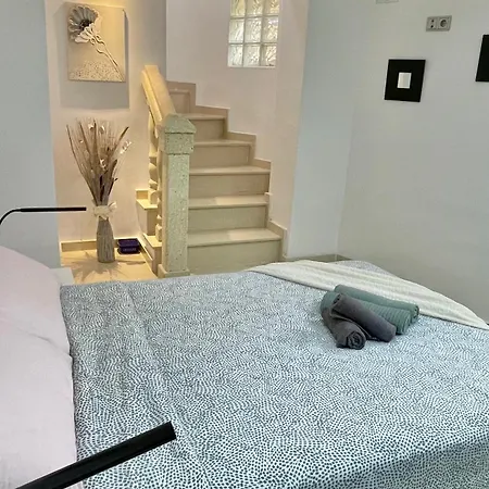 Apartment Family-friendly With Pool In The Heart Of