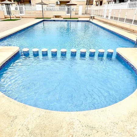 Daire Family-friendly With Pool In The Heart Of