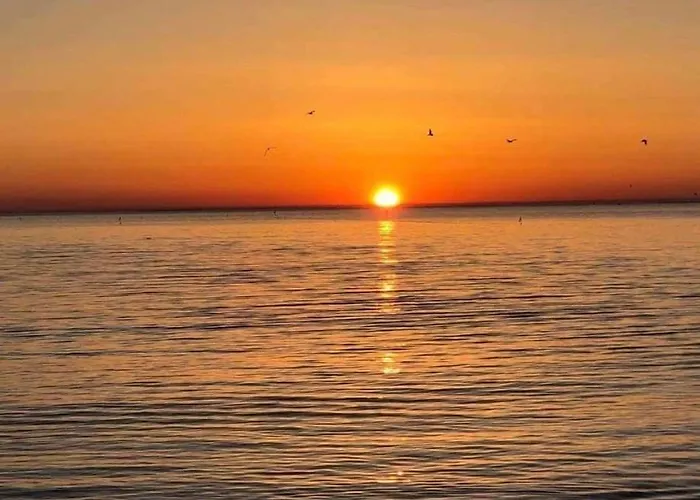 Family-friendly With Pool In The Heart Of * Torrevieja