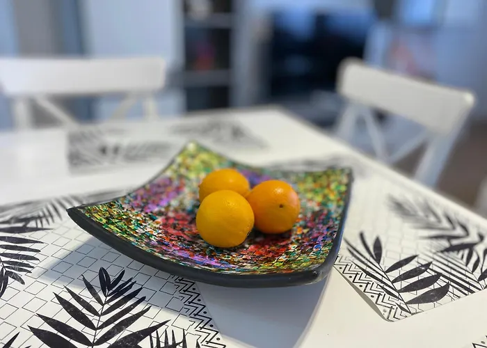 Family-friendly With Pool In The Heart Of Appartement *