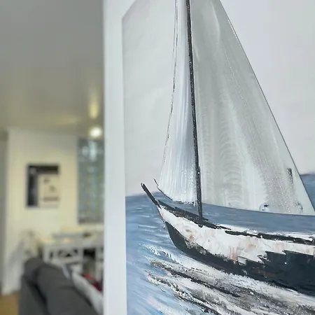 아파트 Family-friendly With Pool In The Heart Of 또레비에하